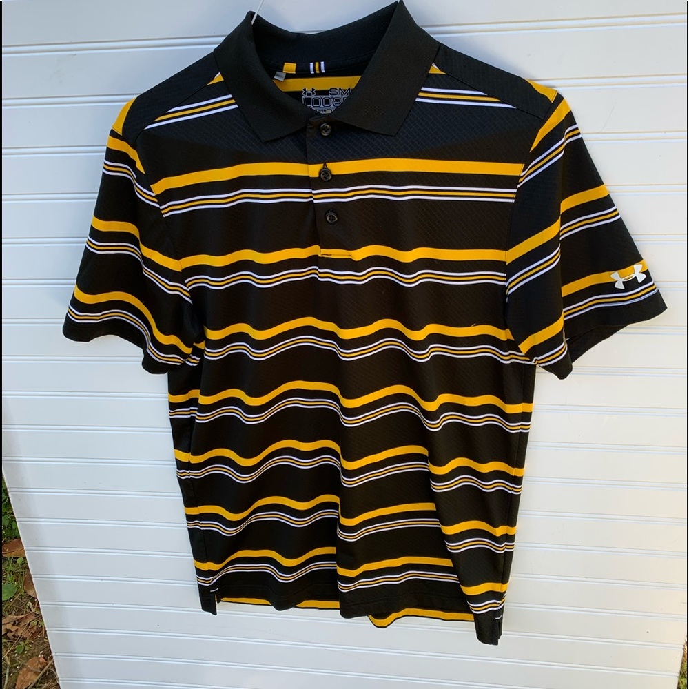 ⭐️Black and Gold Under Armour Shirt Sz SMALL⭐️